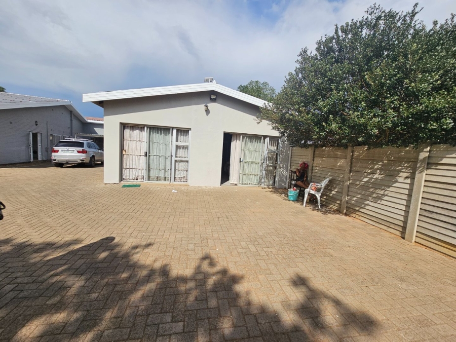 7 Bedroom Property for Sale in Universitas Free State